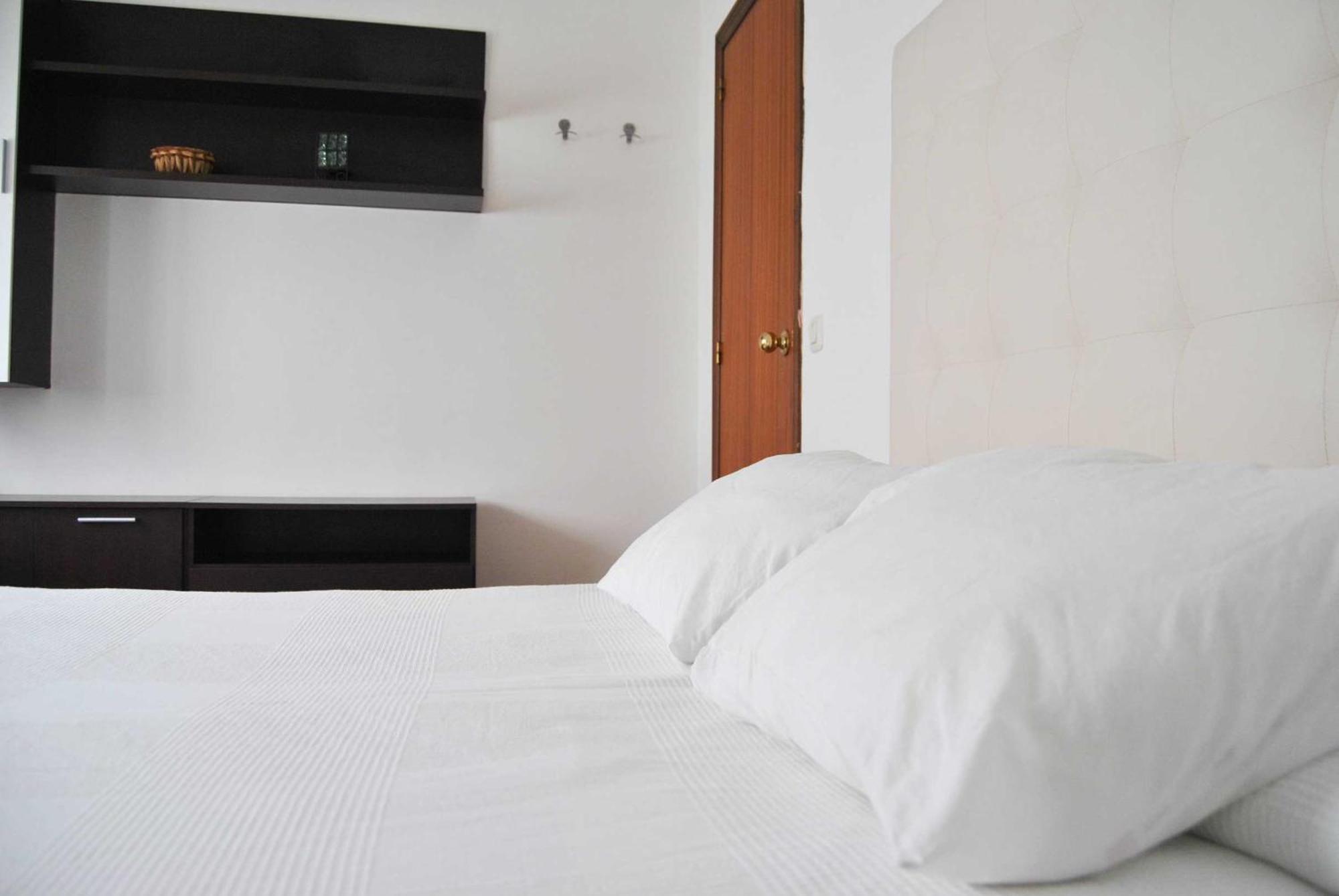 Apartment Wall Center - Aloha Sevilla エクステリア 写真